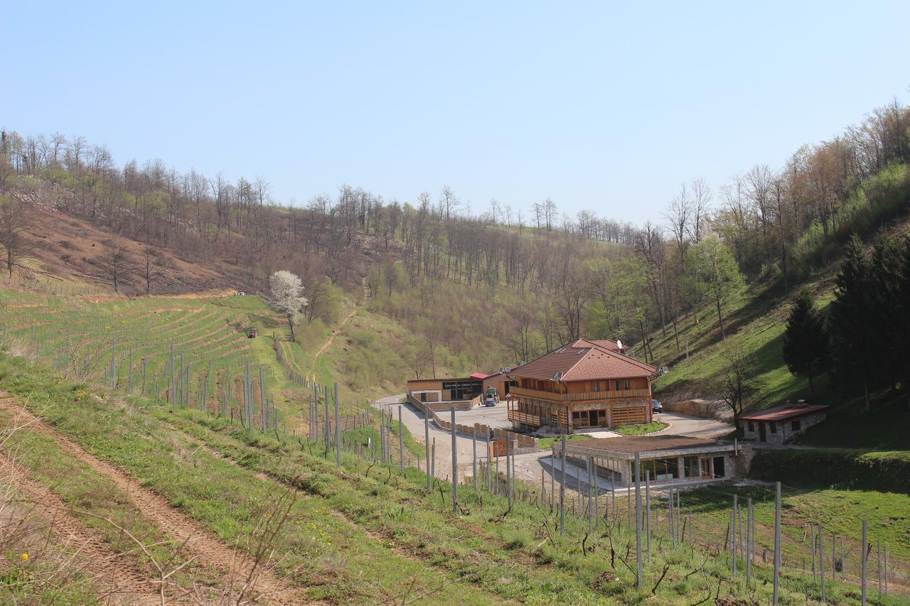 B&B Zlatna Nit Босанска Крупа Екстериор снимка