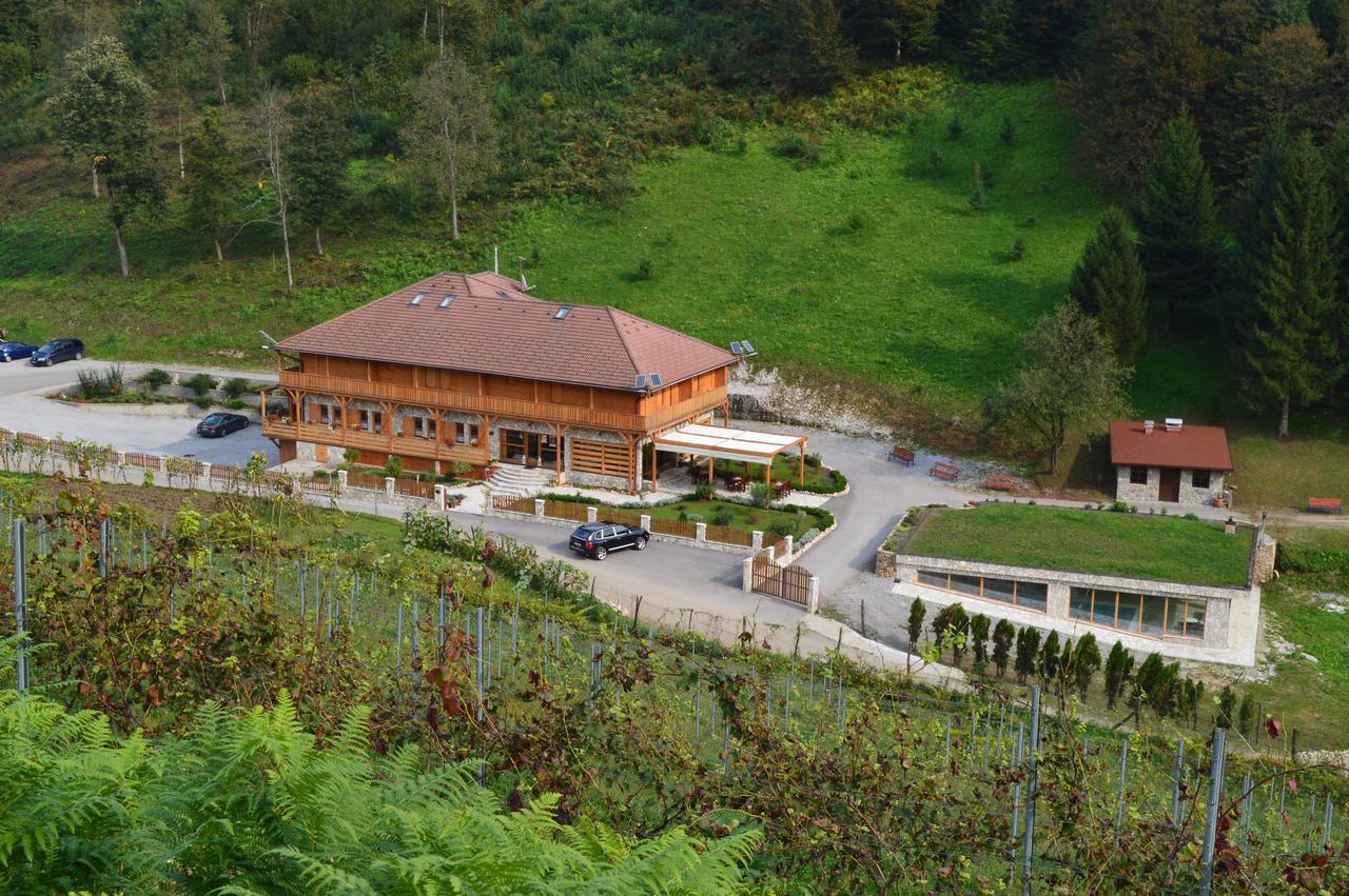 B&B Zlatna Nit Босанска Крупа Екстериор снимка