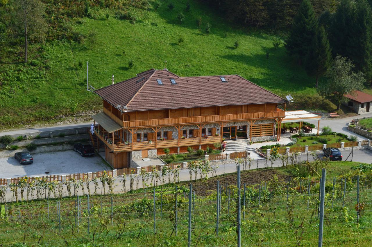 B&B Zlatna Nit Босанска Крупа Екстериор снимка