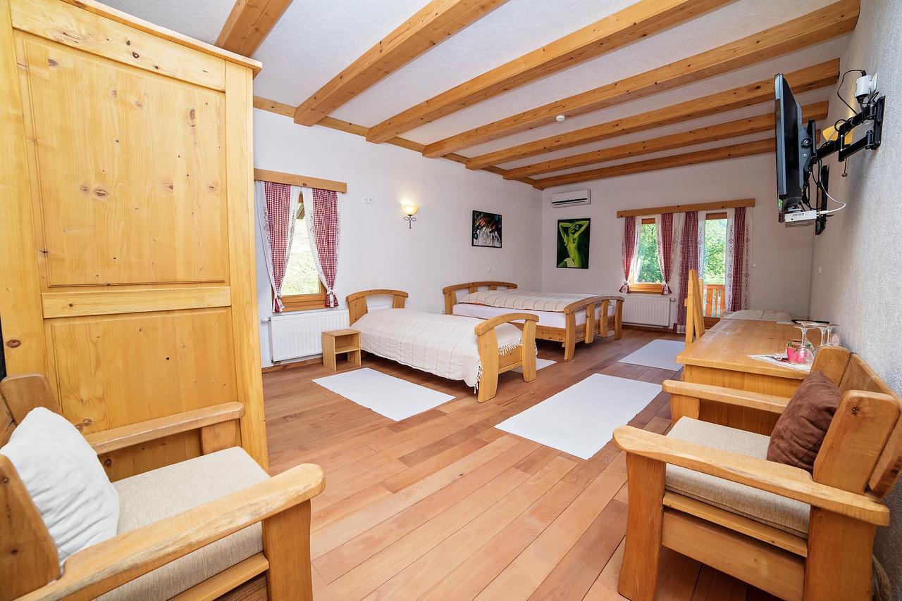 B&B Zlatna Nit Босанска Крупа Екстериор снимка