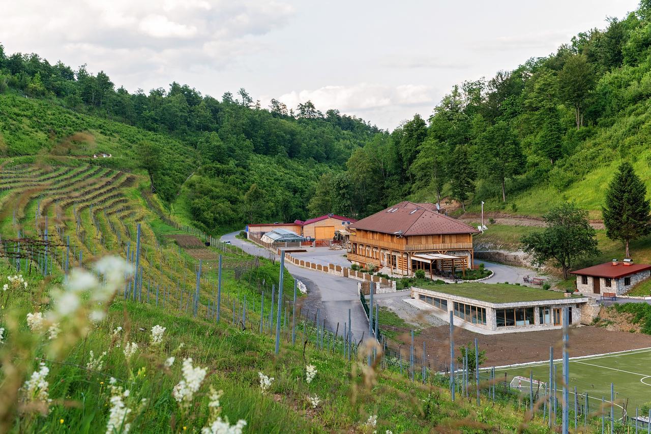 B&B Zlatna Nit Босанска Крупа Екстериор снимка